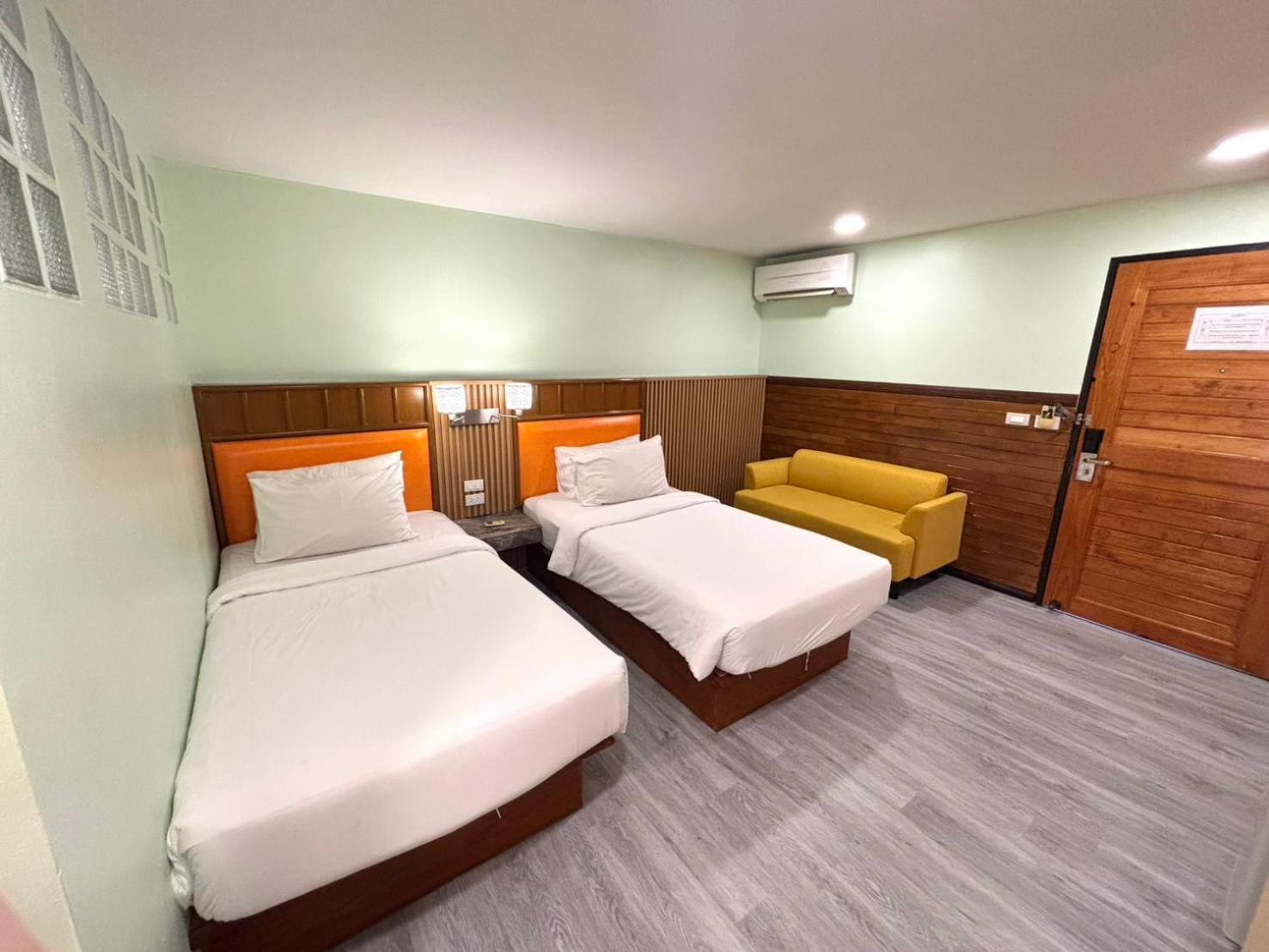 Ban Chanchay Hua Hin Exterior photo