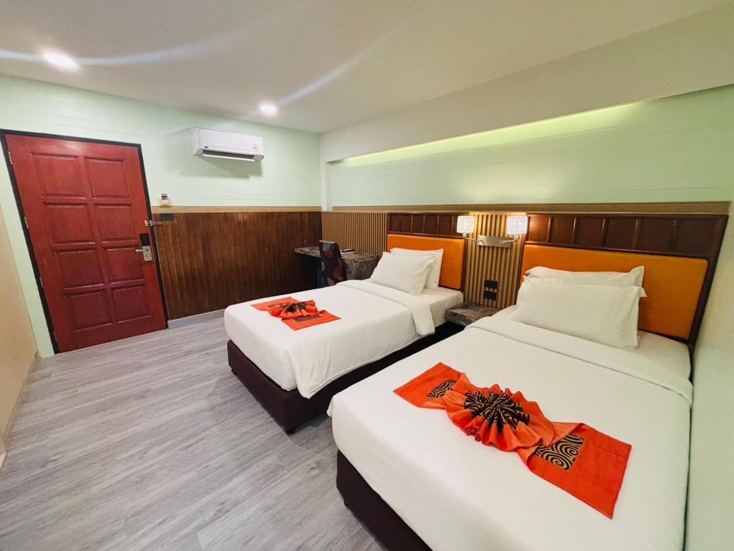 Ban Chanchay Hua Hin Exterior photo