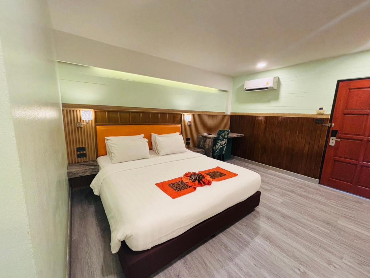 Ban Chanchay Hua Hin Exterior photo